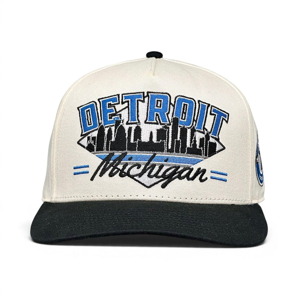 Retro Detroit Snapback featuring an embroidered skyline and DETROIT text, capturing the essence of 1997 Detroit Lions nostalgia. Perfect for vintage sports enthusiasts.